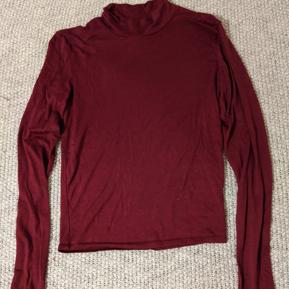 Wet Seal long sleeve crop top